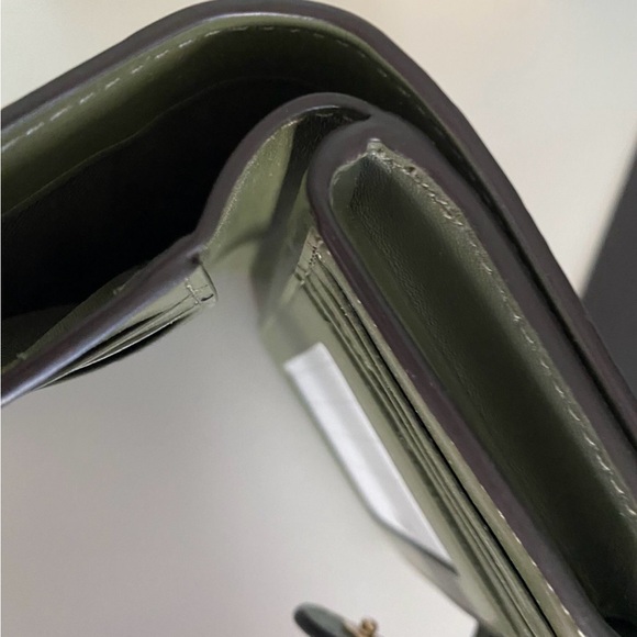 Coach Forest Green Embossed Wallet - Picture 6 of 8
